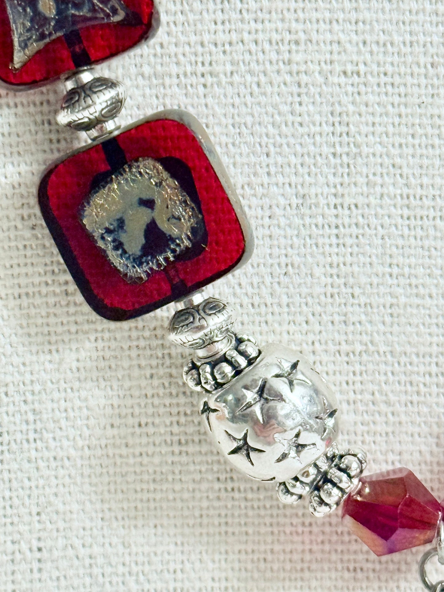 The Mina Pendant Necklace