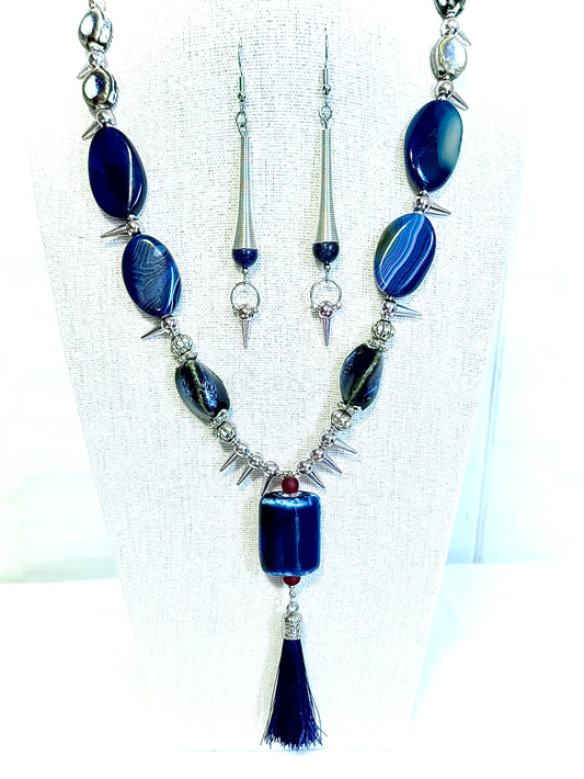 The Caterina Pendant Necklace and Earring Set