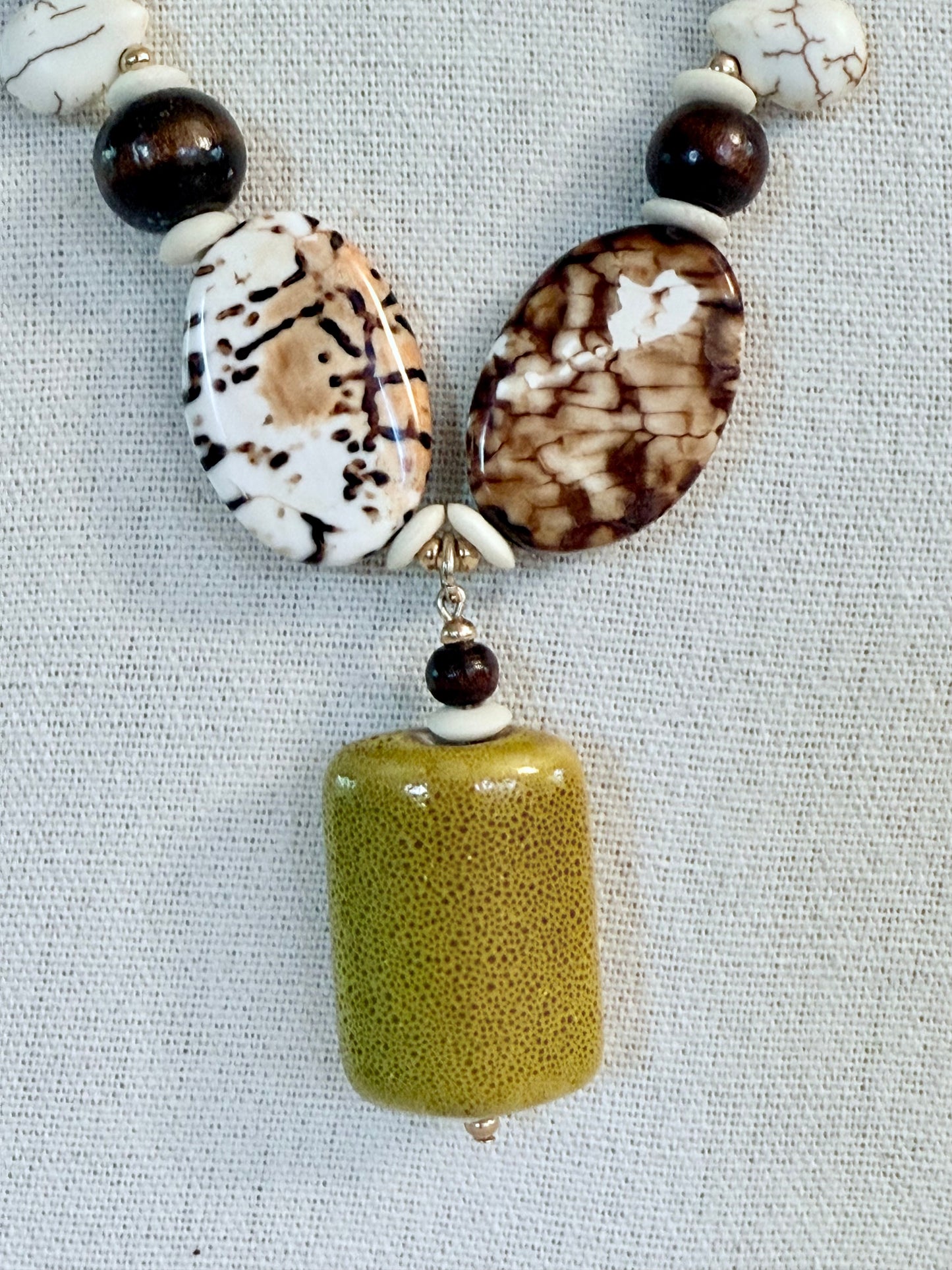 The Georgia Pendant Necklace and Earring Set