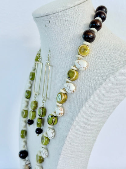 The Georgia Pendant Necklace and Earring Set