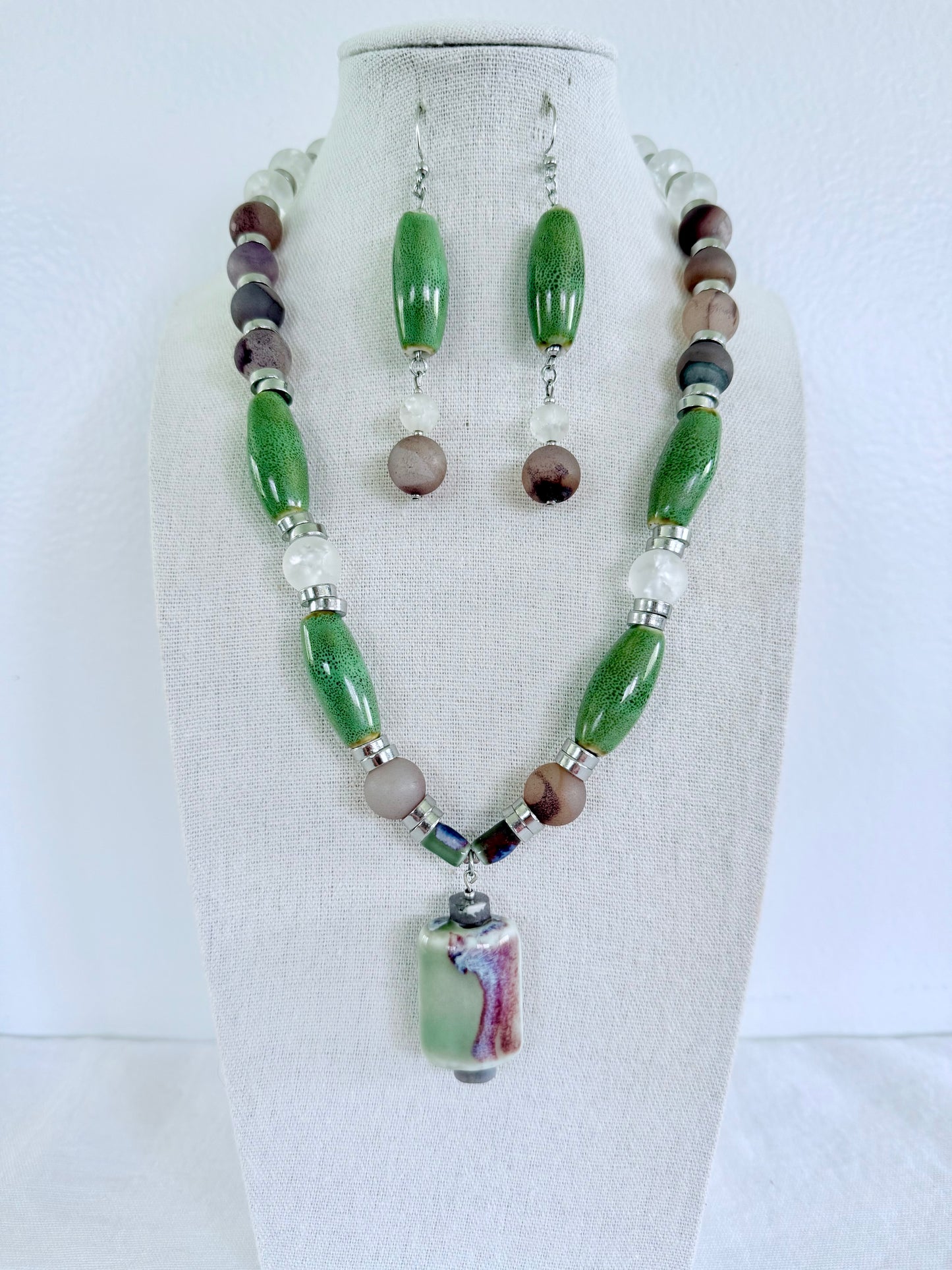 The Iris Pendant Necklace and Earring Set