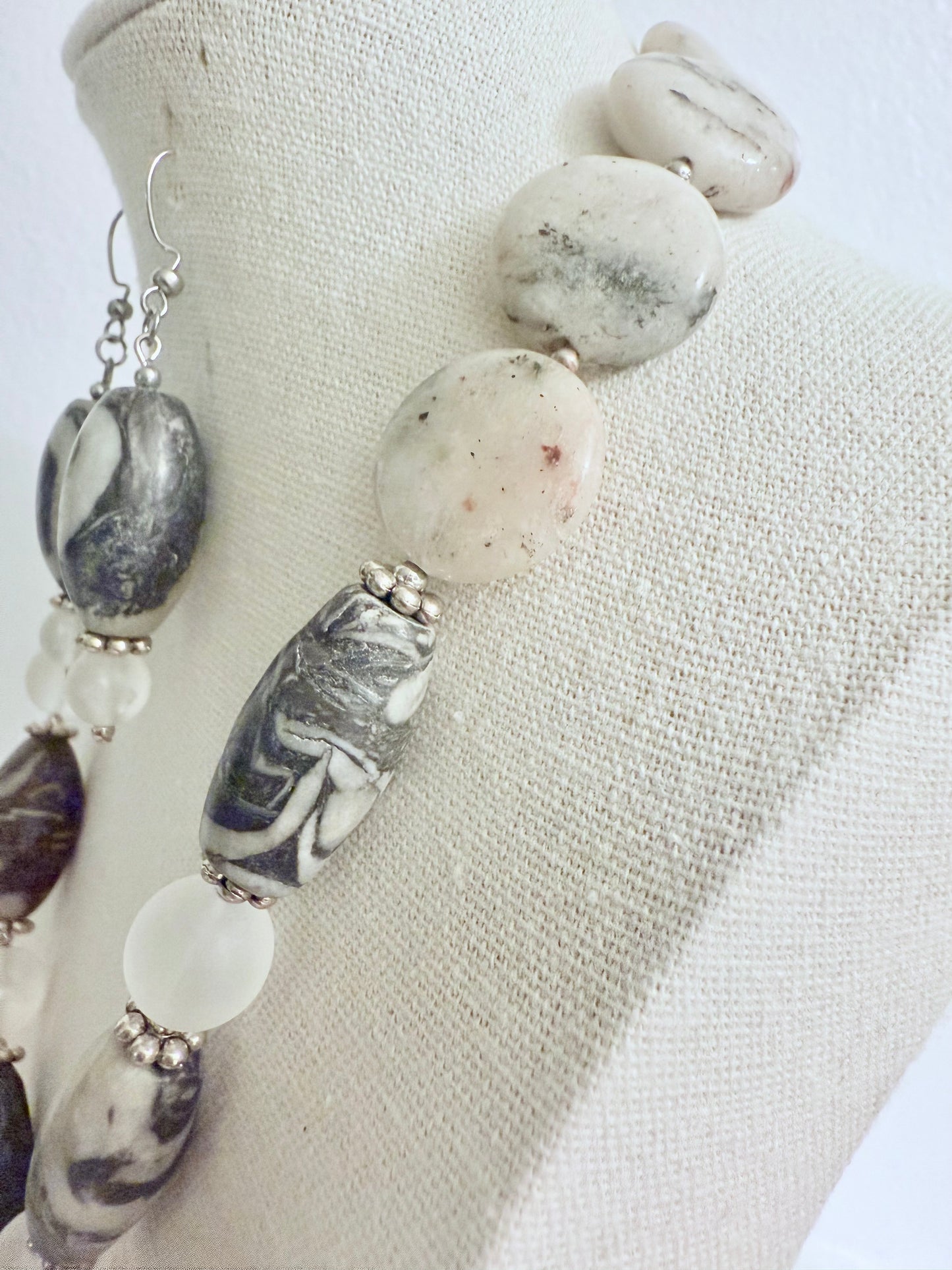 The Nephele Pendant Necklace and Earring Set