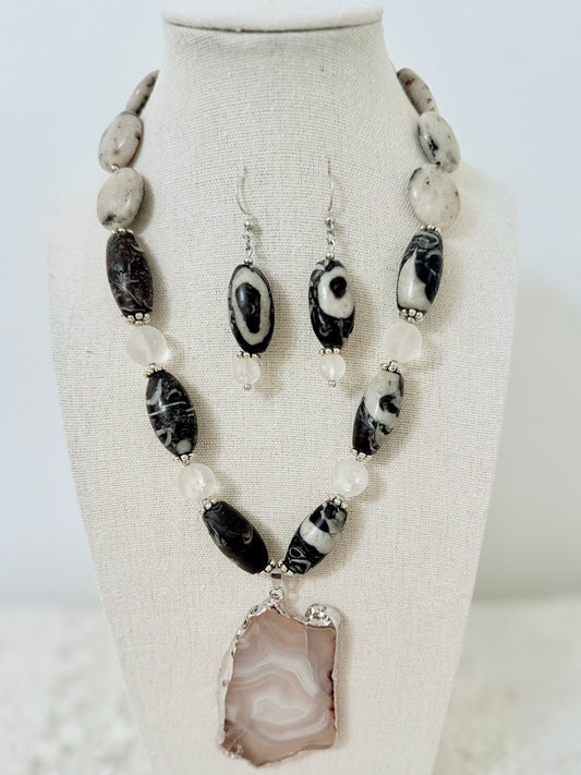 The Nephele Pendant Necklace and Earring Set