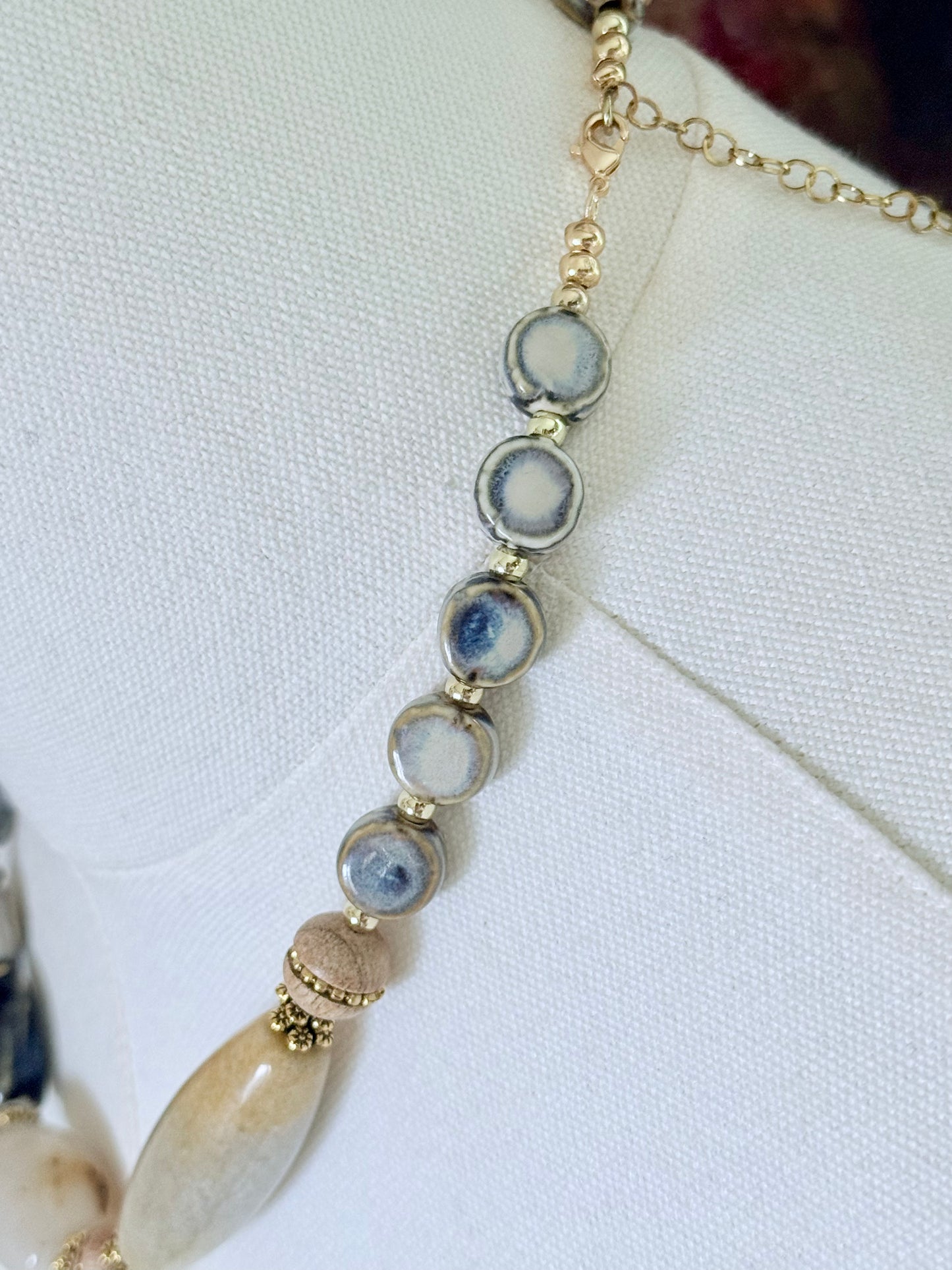 The Joni Pendant Necklace and Earring Set